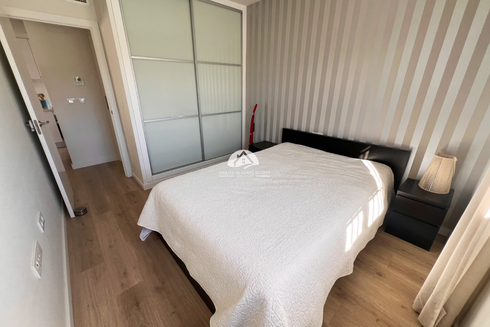 Resale - Villa - Torrevieja