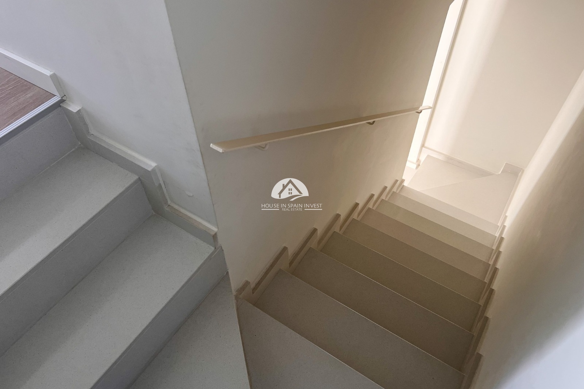 Resale - Villa - Torrevieja