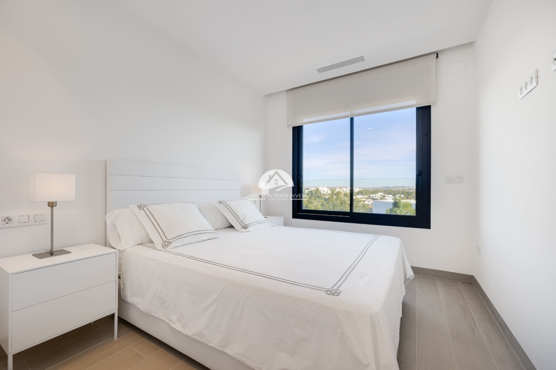 Reventa - Apartamento - Las Colinas Golf
