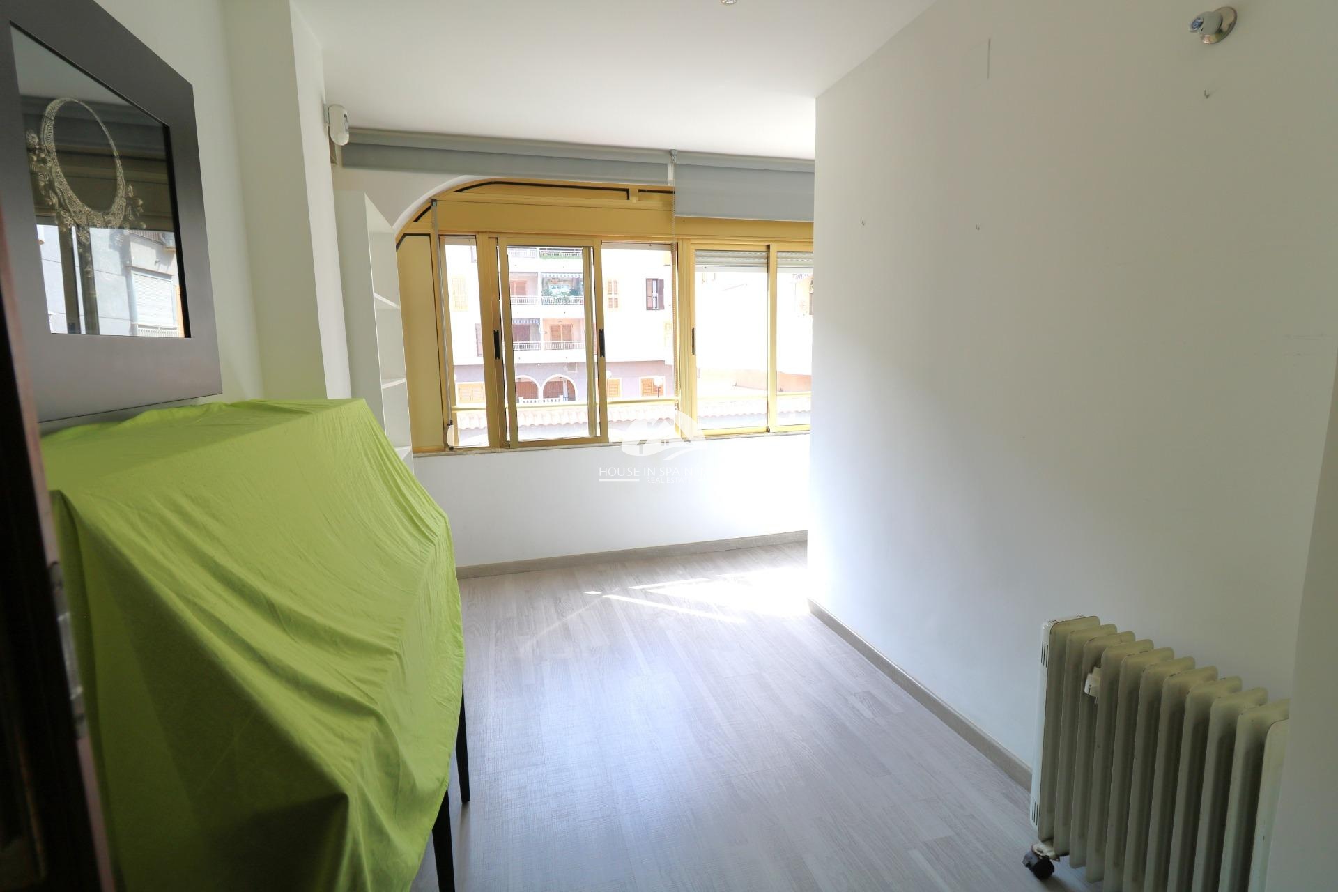 Reventa - Apartamento - Torrevieja - El Acequión - Los Náufragos