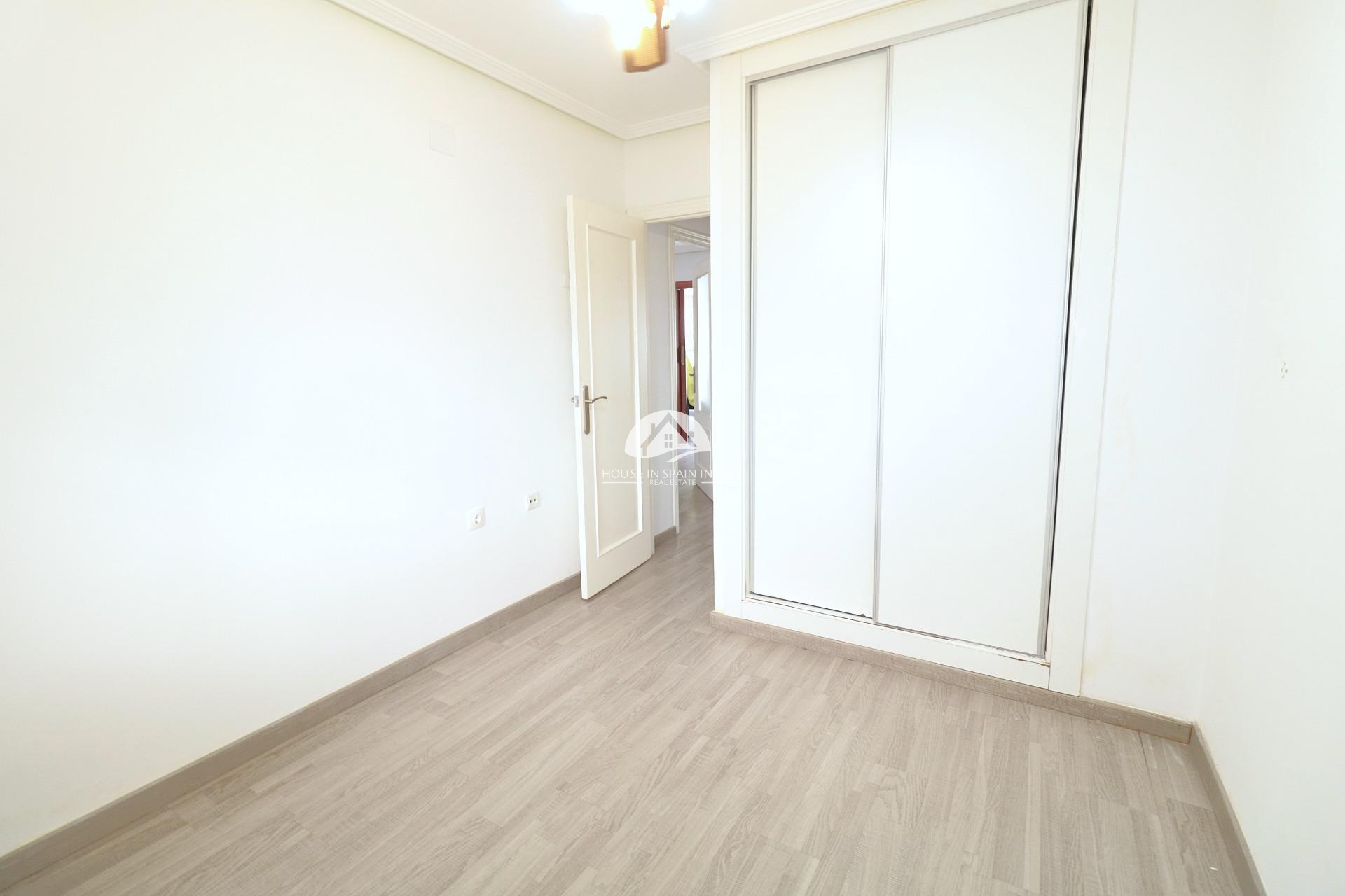 Reventa - Apartamento - Torrevieja - El Acequión - Los Náufragos