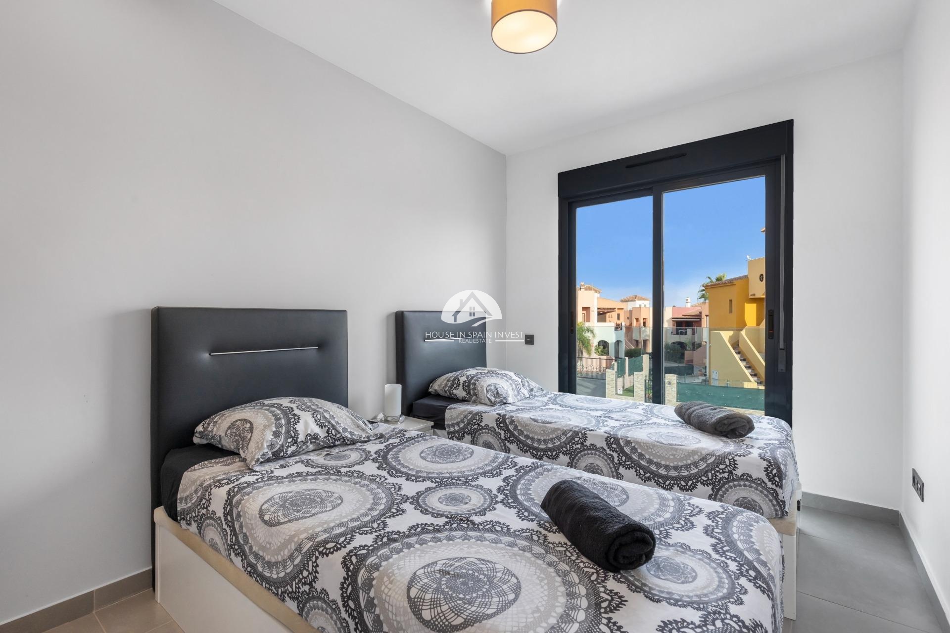 Reventa - Bungalow planta baja - Torrevieja - Los Balcones  