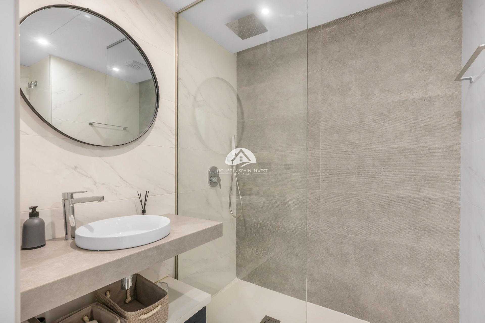 Reventa - Bungalow planta baja - Torrevieja - Los Balcones  