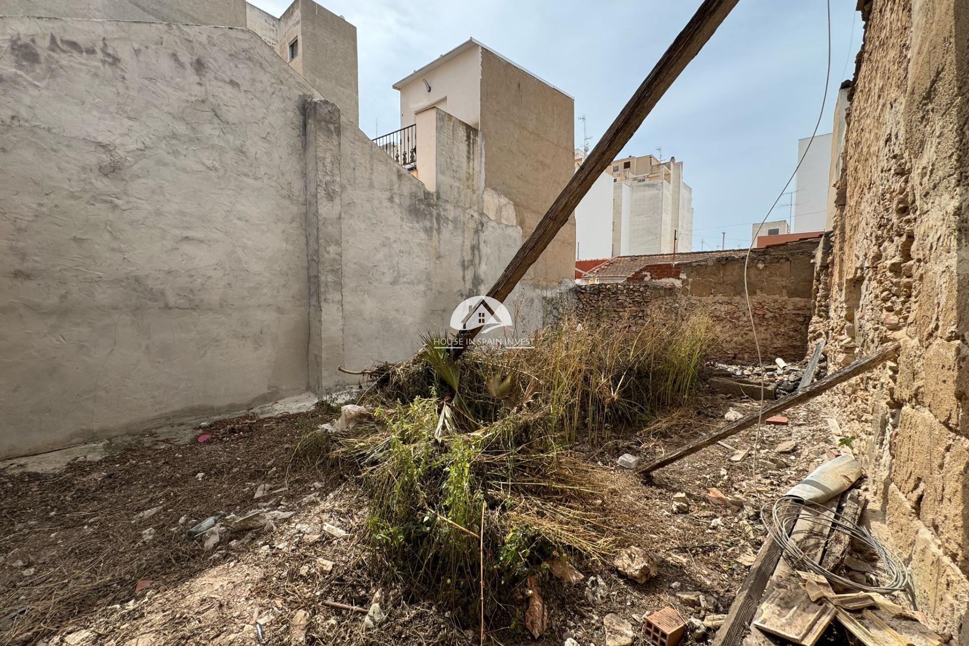 Reventa - Parcela / Terreno - Torrevieja - Centro