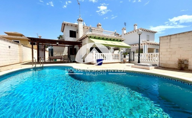 Villa - Herverkoop - Orihuela Costa - La Zenia
