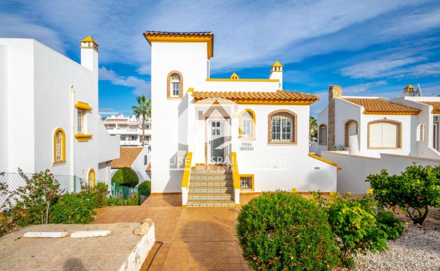 Villa - Herverkoop - Orihuela Costa - Villamartín