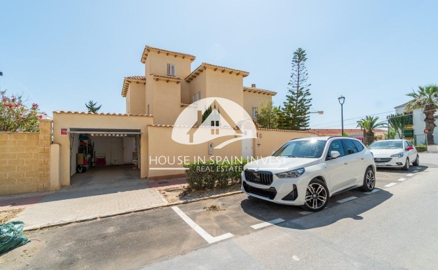 Villa - Herverkoop - Torrevieja - La Mata