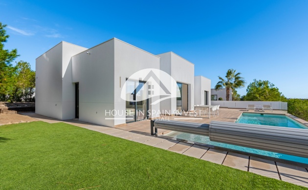 Villa - Resale - Las Colinas Golf - Las Colinas Golf