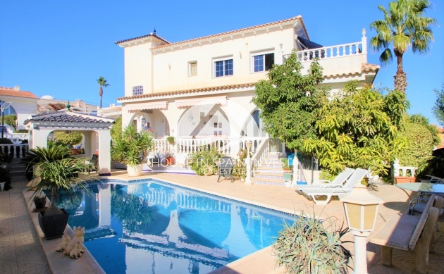 Villa - Resale - Orihuela Costa - Villamartín
