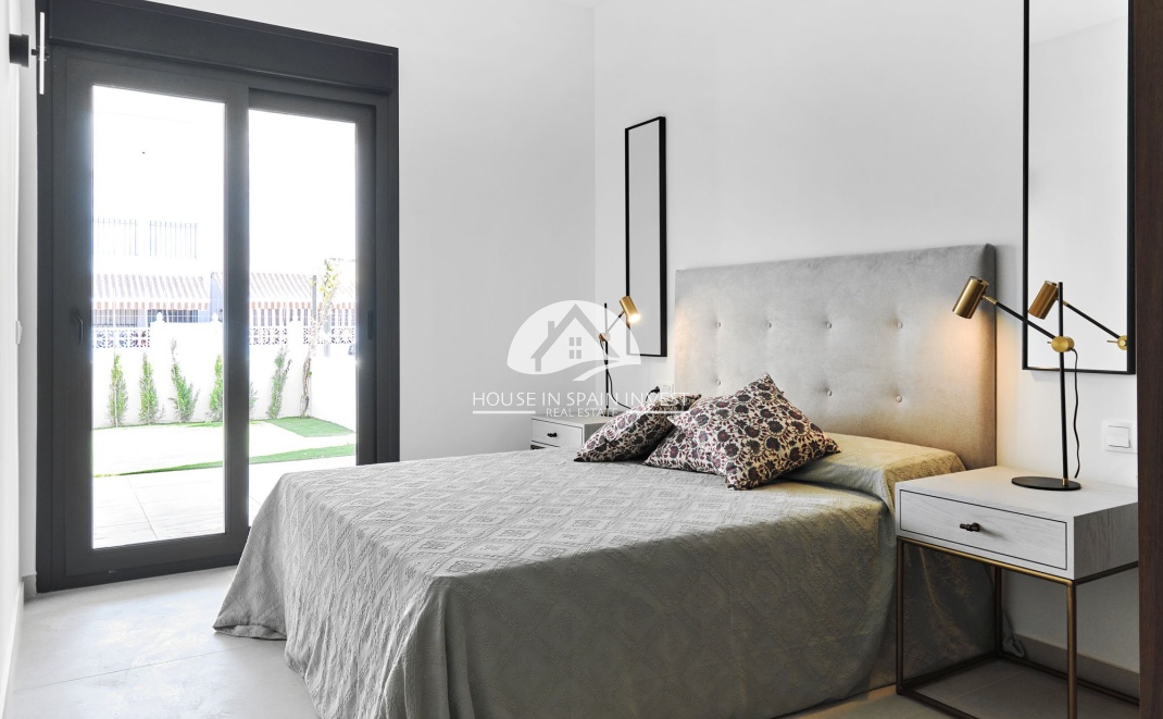 Obra nueva - low-bungalow - Torrevieja