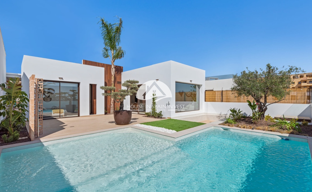 Obra nueva - Chalet - Los Alcázares