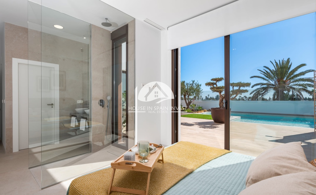 Obra nueva - Chalet - Los Alcázares