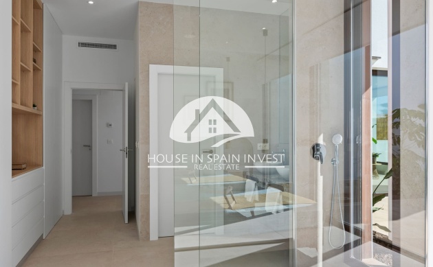 Obra nueva - Chalet - Los Alcázares