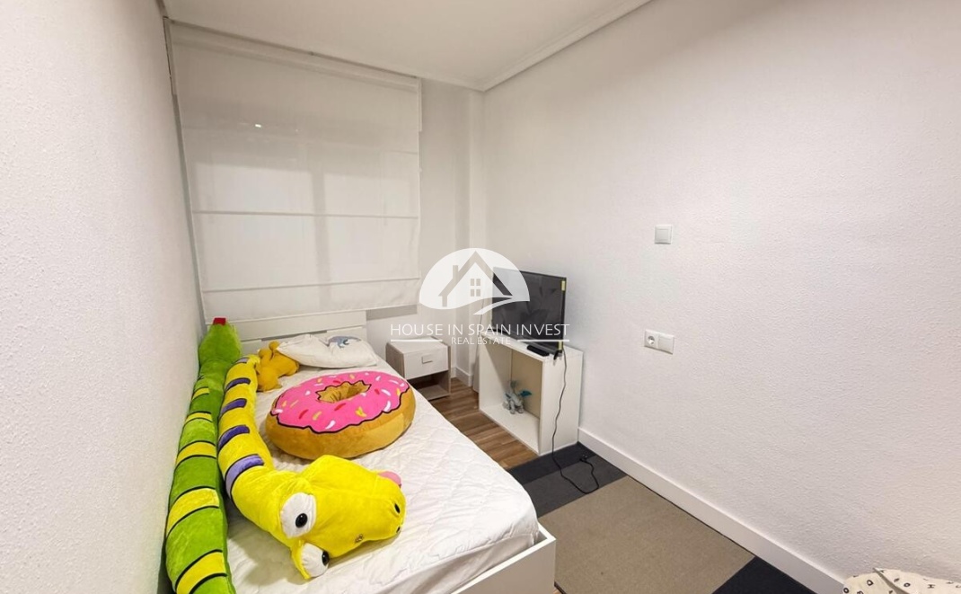 Resale - Apartment  - Torrevieja - Playa del Cura