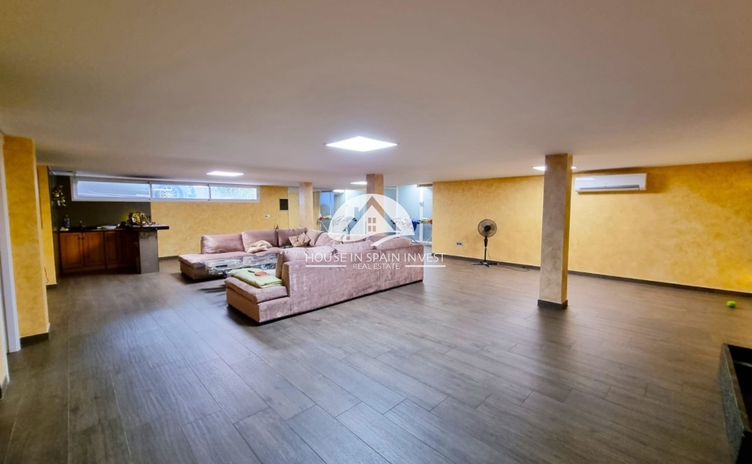 Resale - Villa - Torrevieja - La Mata