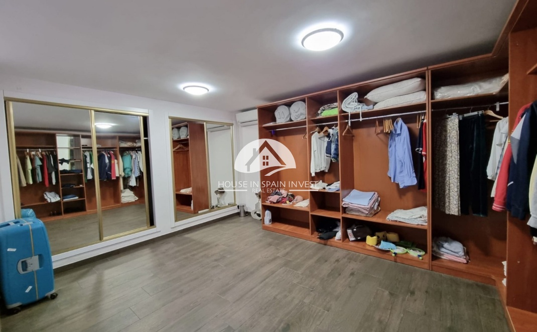 Resale - Villa - Torrevieja - La Mata