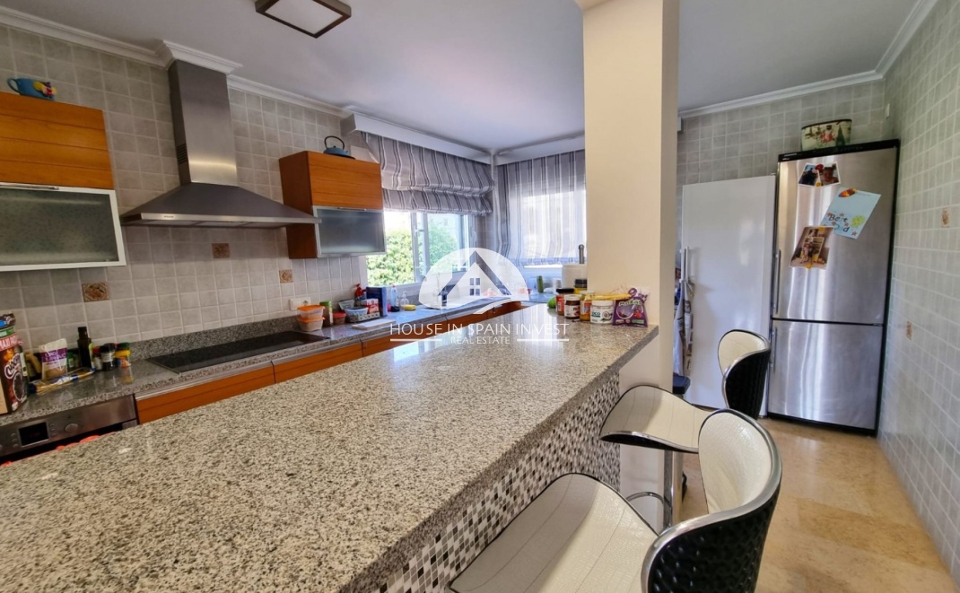 Resale - Villa - Torrevieja - La Mata