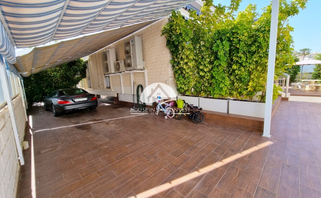 Resale - Villa - Torrevieja - La Mata