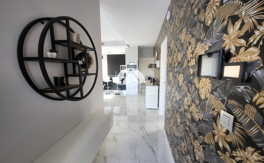 Resale - Villa - Orihuela Costa - Villamartín