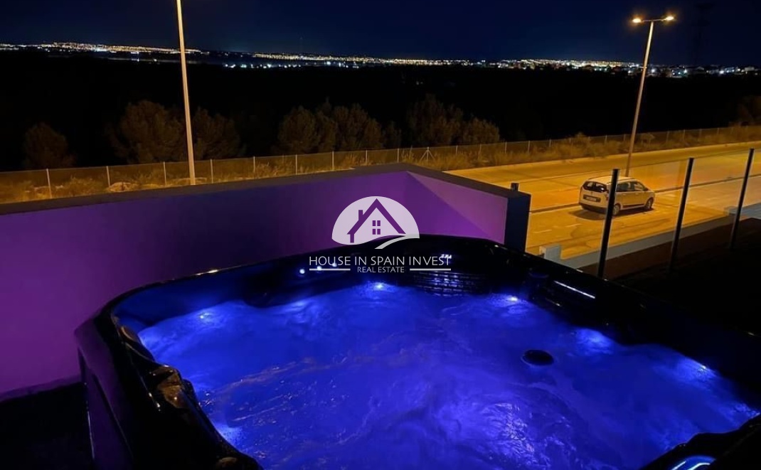 Resale - Villa - Orihuela Costa - Villamartín