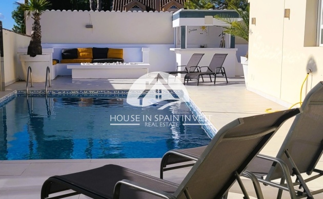 Resale - Villa - Torrevieja - Los Balcones  