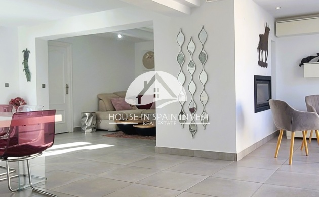 Resale - Villa - Torrevieja - Los Balcones  