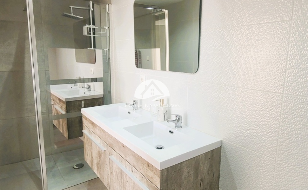 Resale - Villa - Torrevieja - Los Balcones  