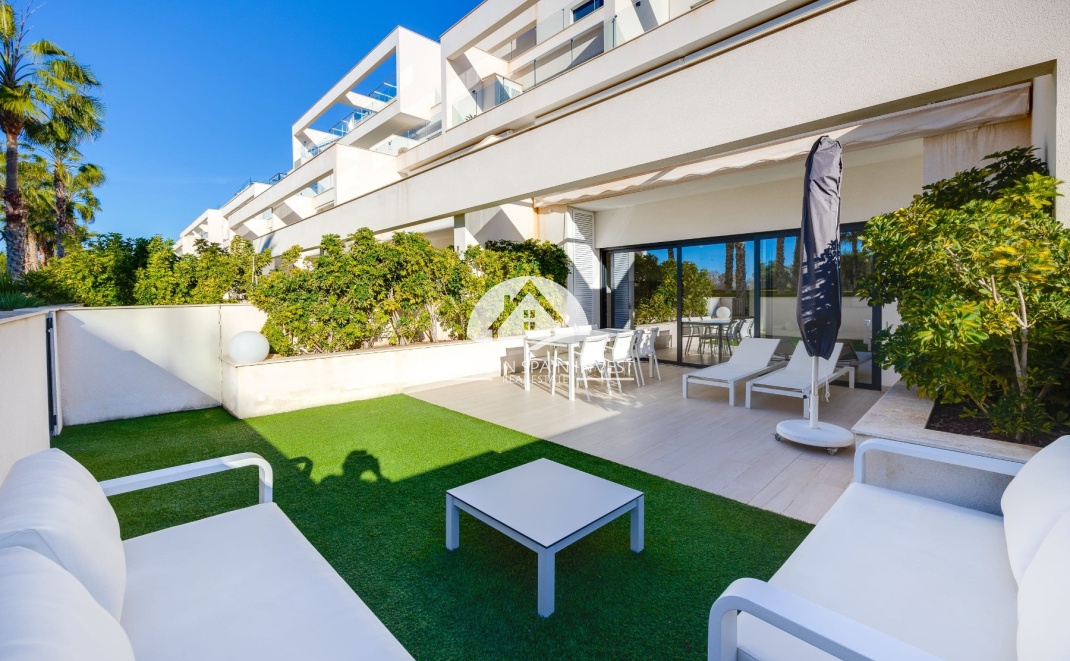 Reventa - Apartamento - Las Colinas Golf