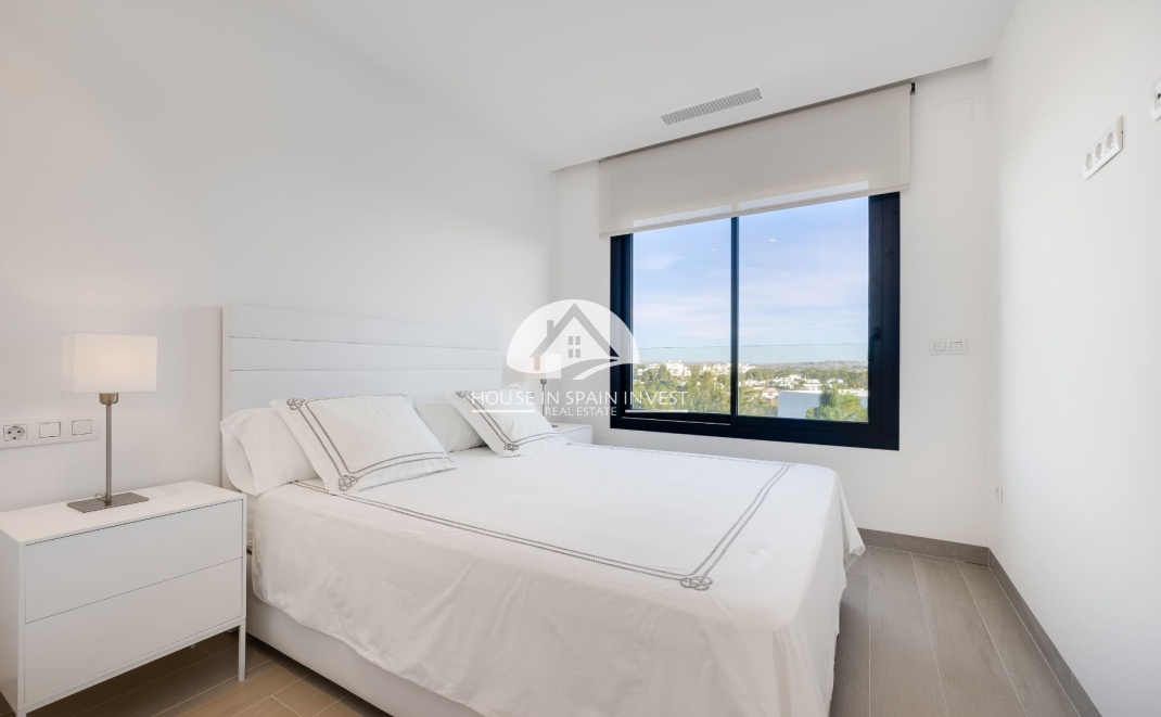 Reventa - Apartamento - Las Colinas Golf