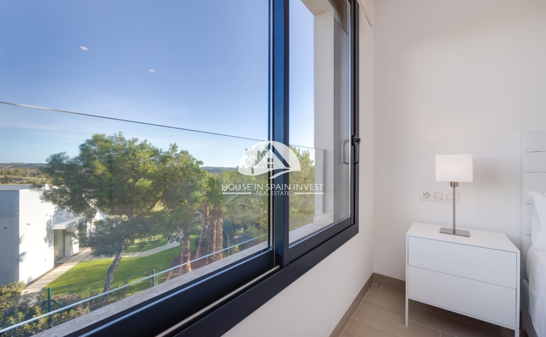 Reventa - Apartamento - Las Colinas Golf