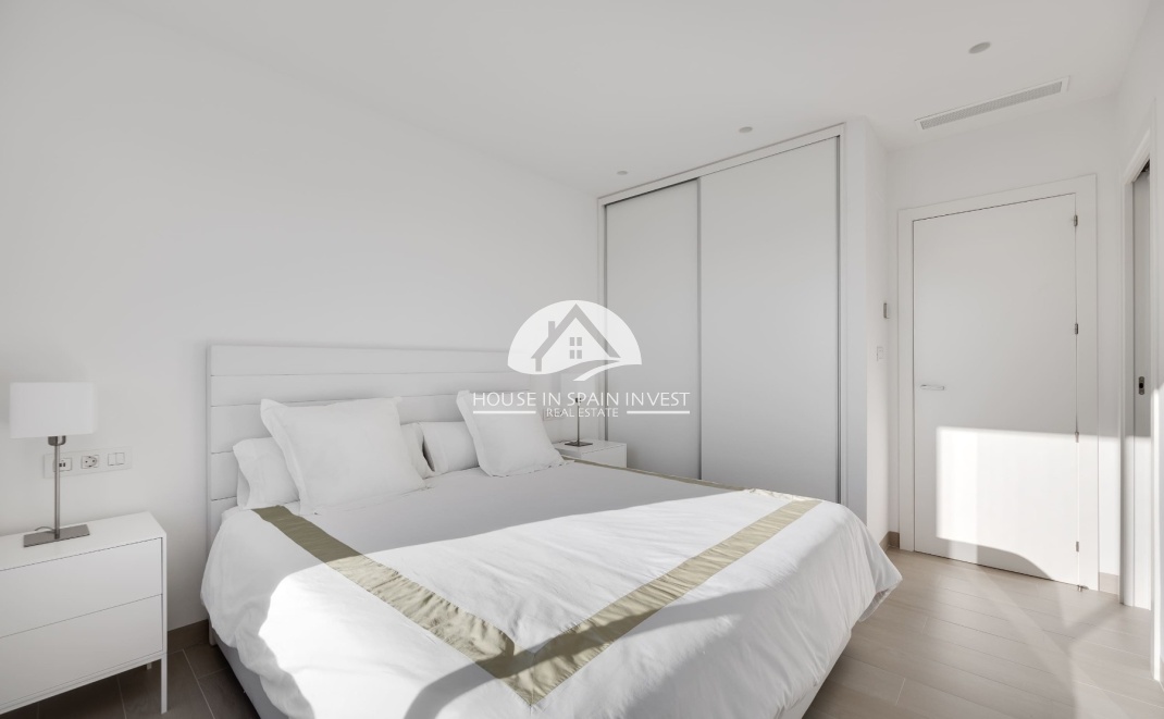 Reventa - Apartamento - Las Colinas Golf