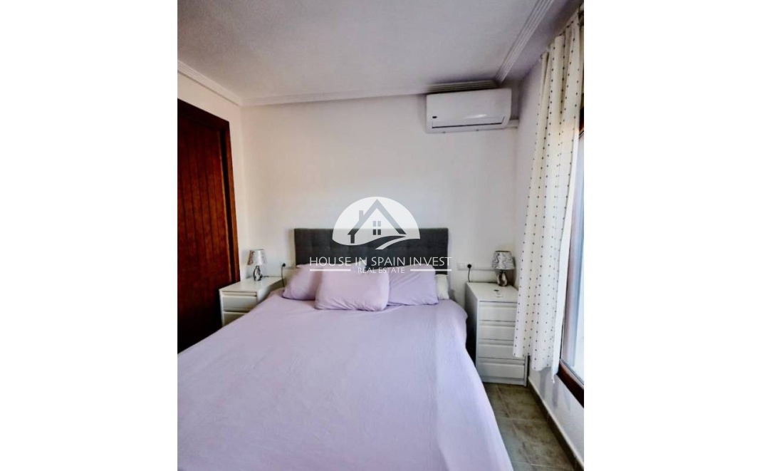 Resale - Apartment  - Torrevieja - Aguas Nuevas - Sector 25