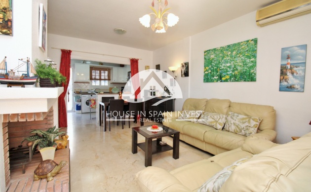 Resale - Apartment  - Orihuela Costa - Playa Flamenca