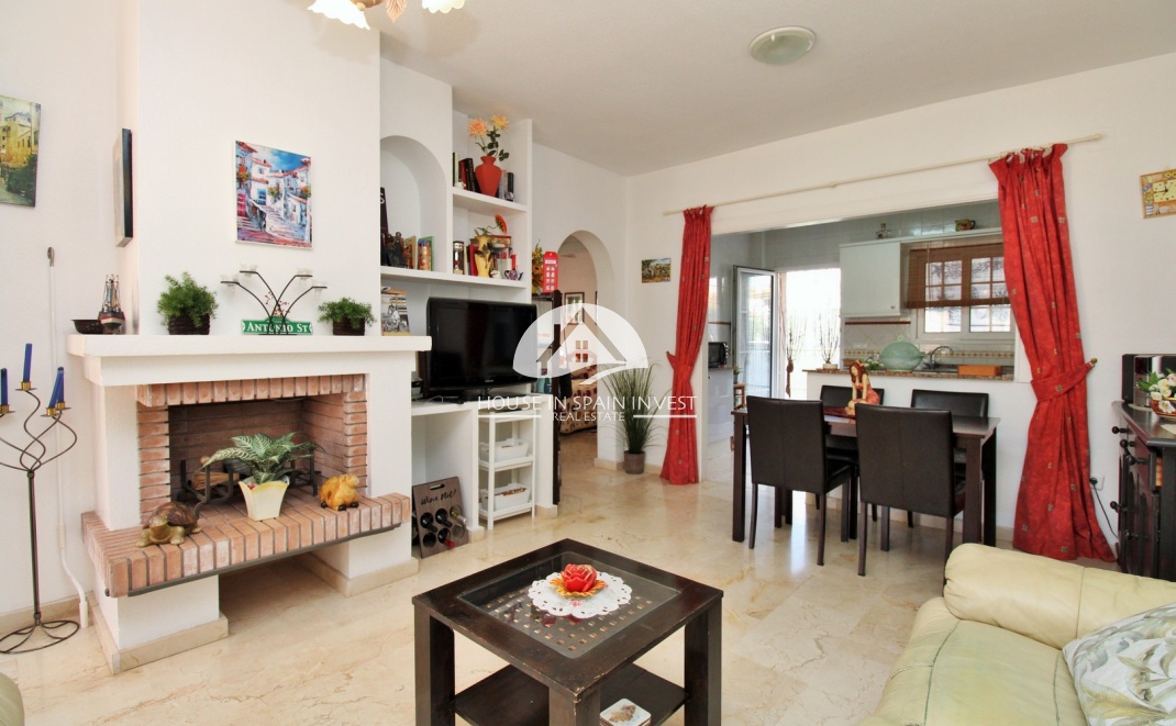Resale - Apartment  - Orihuela Costa - Playa Flamenca