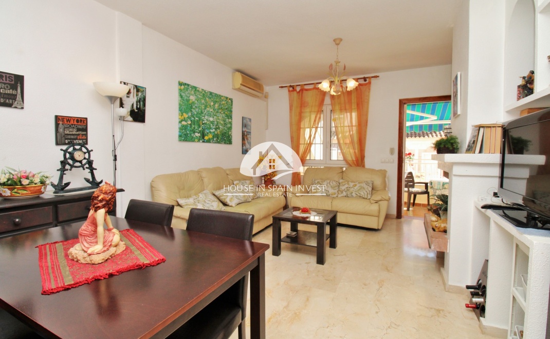 Resale - Apartment  - Orihuela Costa - Playa Flamenca