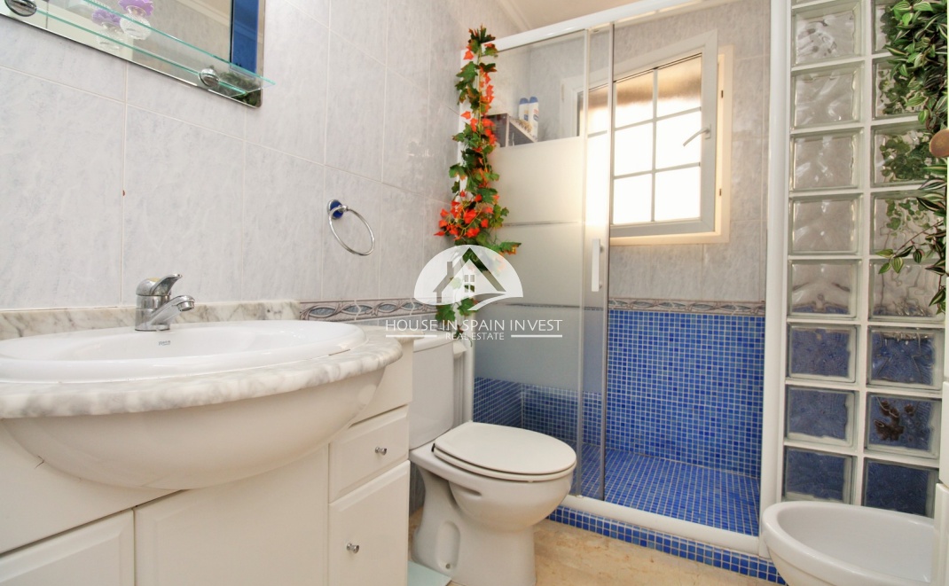 Resale - Apartment  - Orihuela Costa - Playa Flamenca