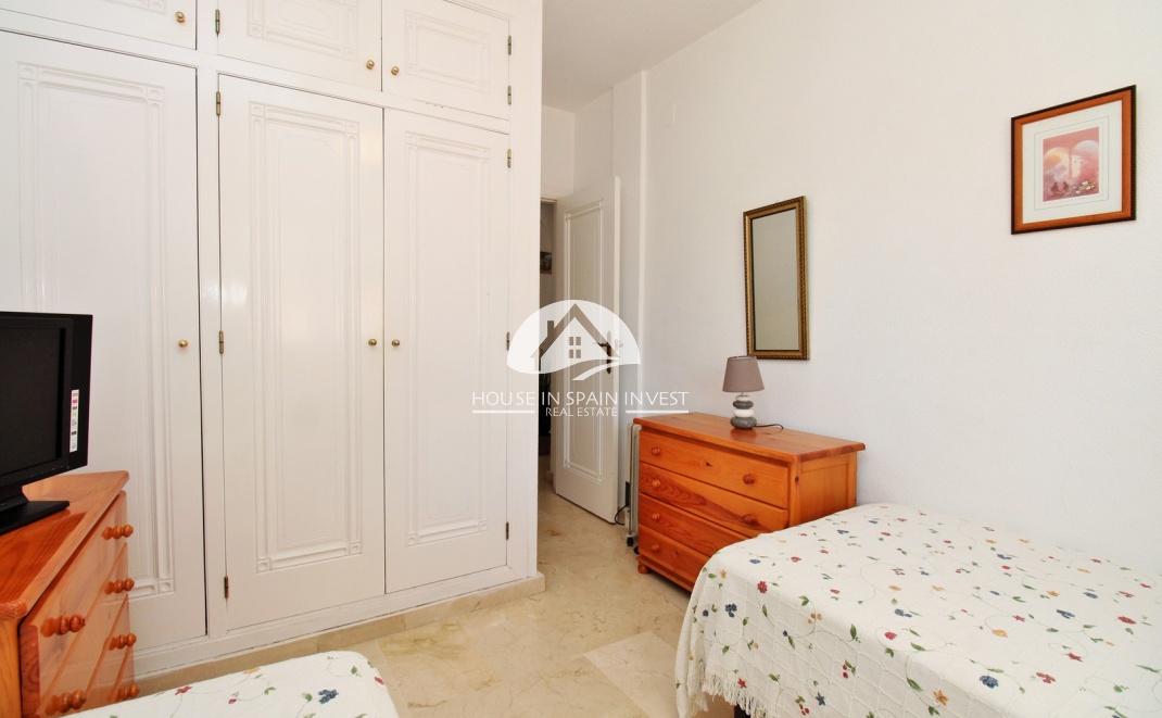 Resale - Apartment  - Orihuela Costa - Playa Flamenca