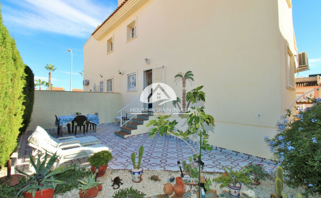 Resale - Apartment  - Orihuela Costa - Playa Flamenca