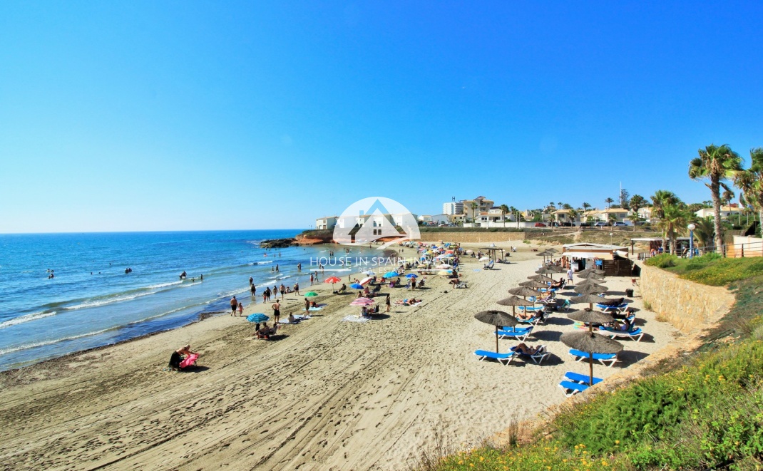 Resale - Apartment  - Orihuela Costa - Playa Flamenca