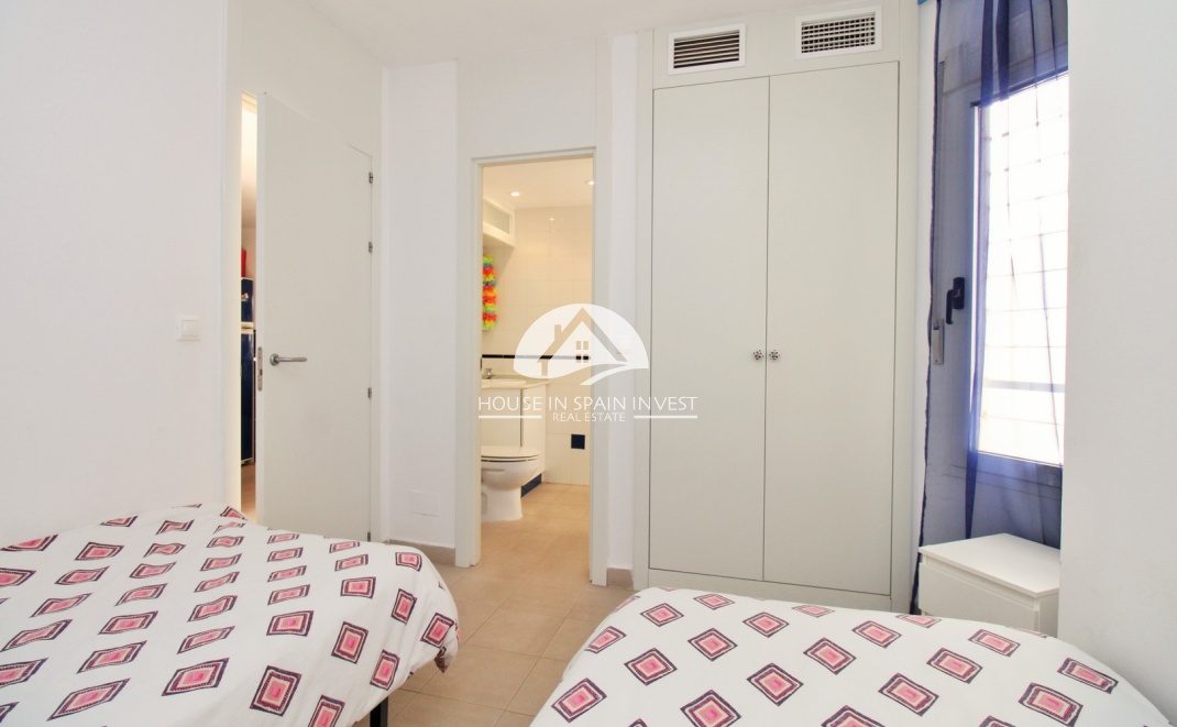 Resale - Apartment  - Playa Flamenca
