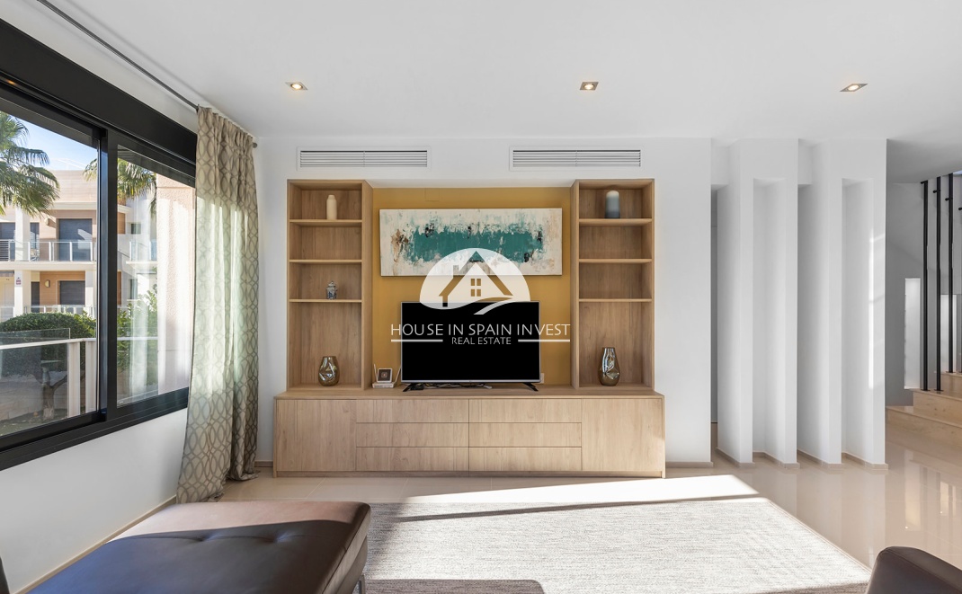 Reventa - Chalet - Orihuela Costa - La Zenia