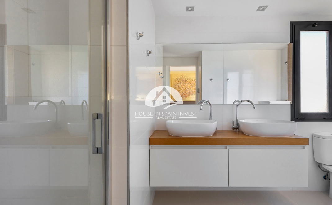 Reventa - Chalet - Orihuela Costa - La Zenia