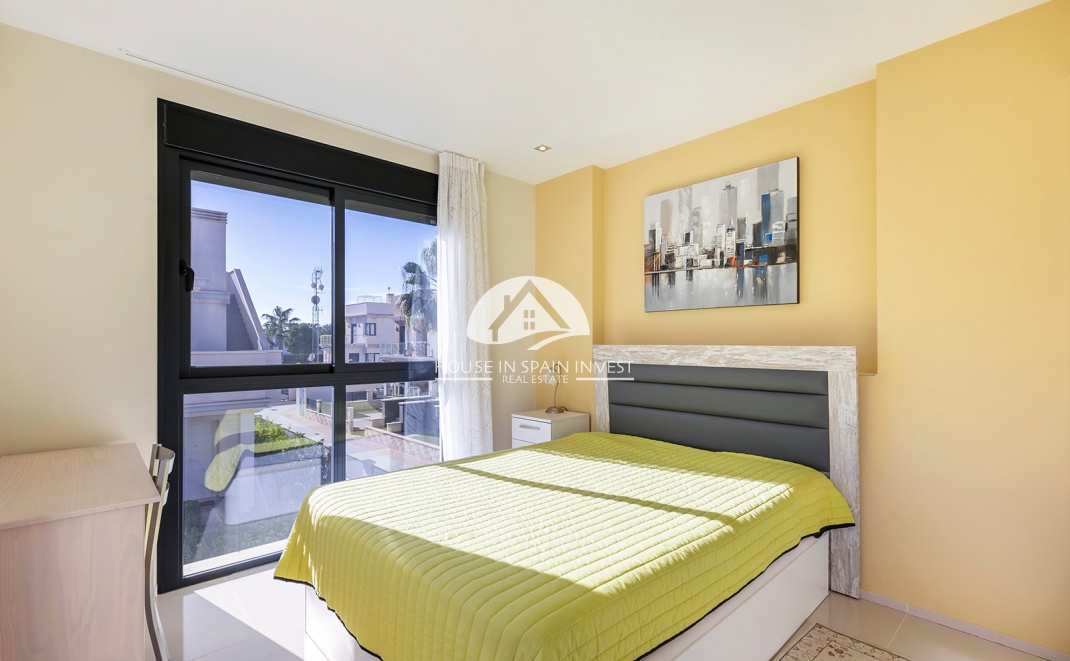 Reventa - Chalet - Orihuela Costa - La Zenia