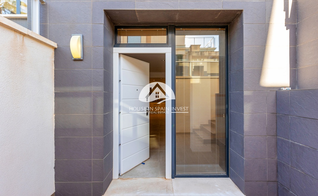 Reventa - Chalet - Orihuela Costa - La Zenia