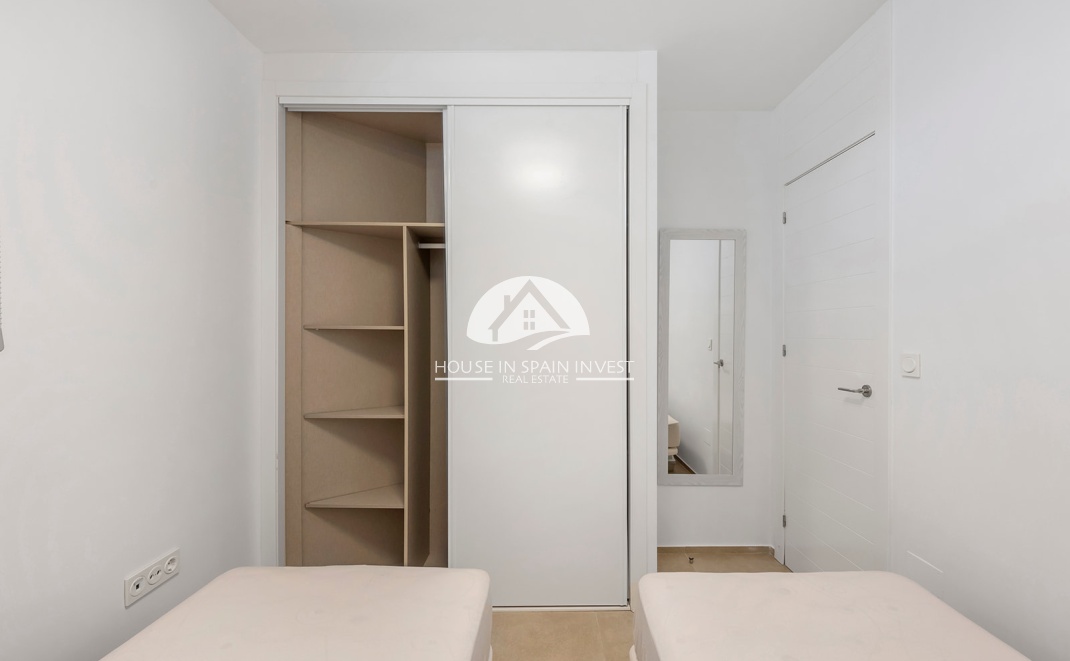 Reventa - Chalet - Orihuela Costa - La Zenia