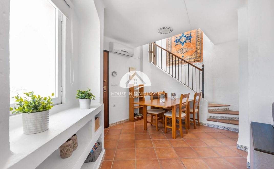 Resale - Apartment  - Torrevieja - Punta Prima  