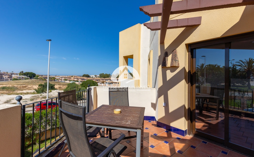 Resale - Apartment  - Torrevieja - Punta Prima  
