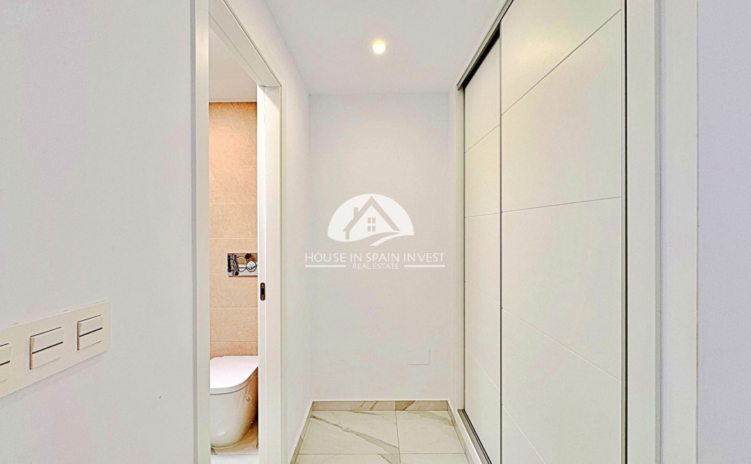 Resale - Townhouse - Torrevieja - Los Balcones  