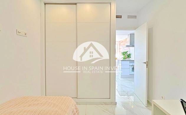 Resale - Townhouse - Torrevieja - Los Balcones  