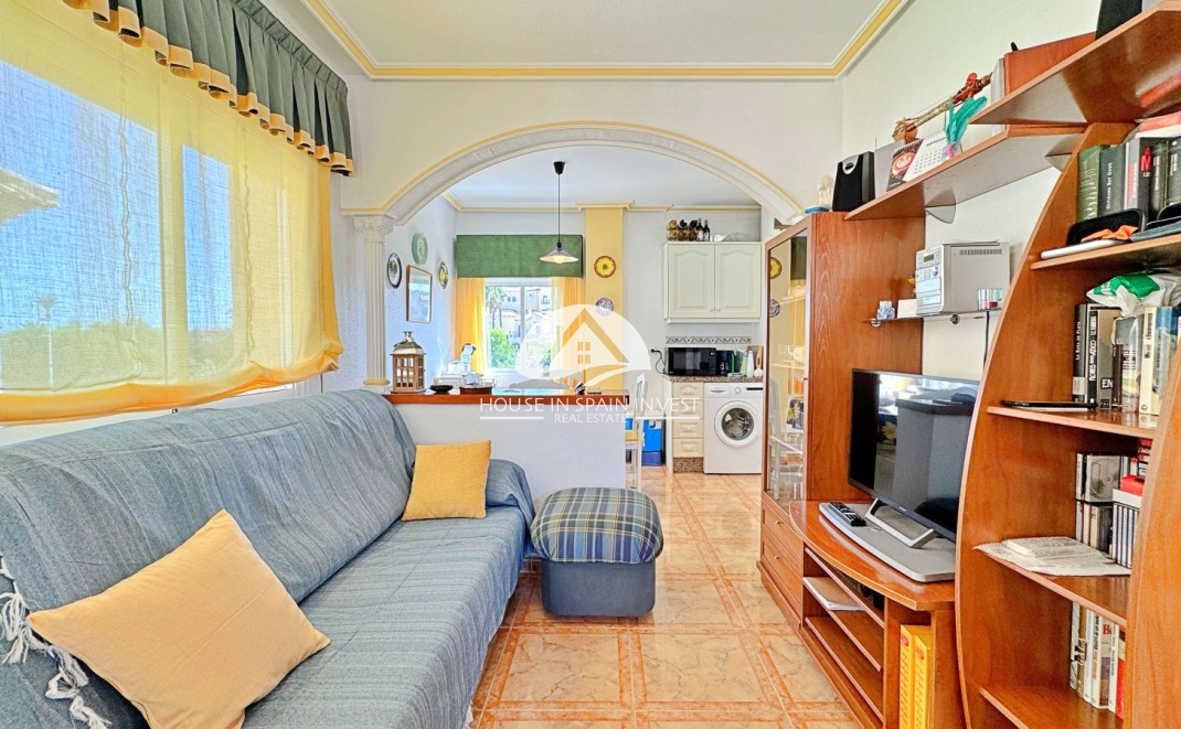 Resale - Apartment  - Orihuela Costa - La Zenia